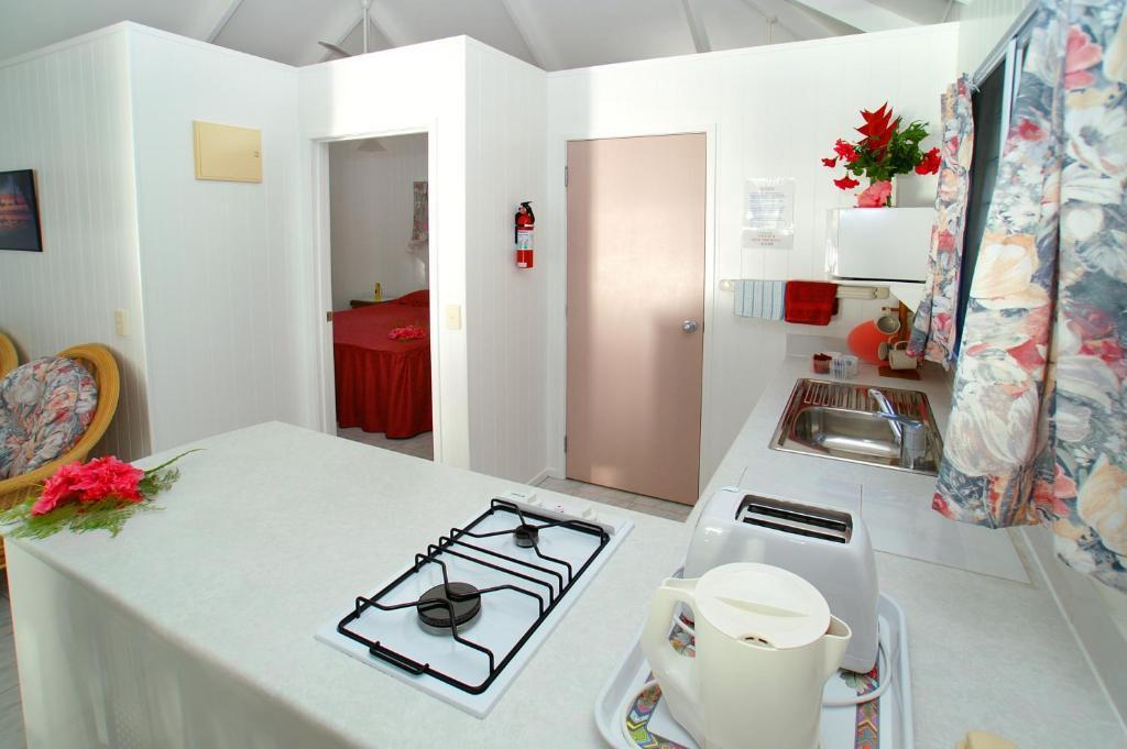 Sunhaven Beach Bungalows (Adults Only) Rarotonga Pokoj fotografie